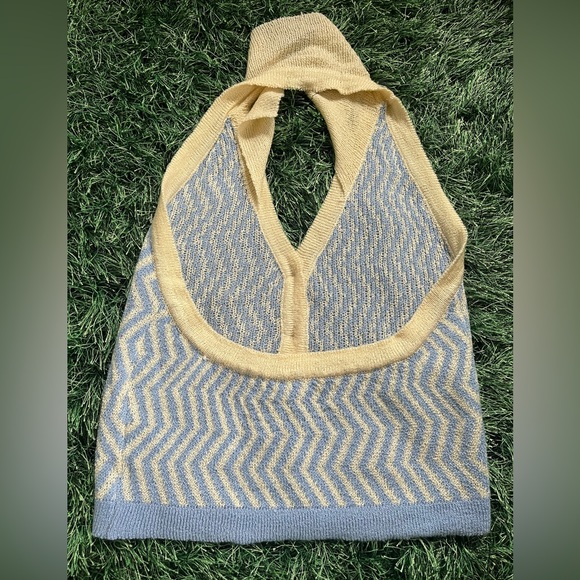 Halter yellow and blue top - Picture 3 of 3